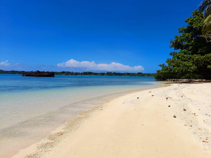 SWIM VANUATU WEEK 2 9TH - 15TH AUGUST 2027 - 1 SWIMMER AND 1 SUPPORTER DEPOSITS