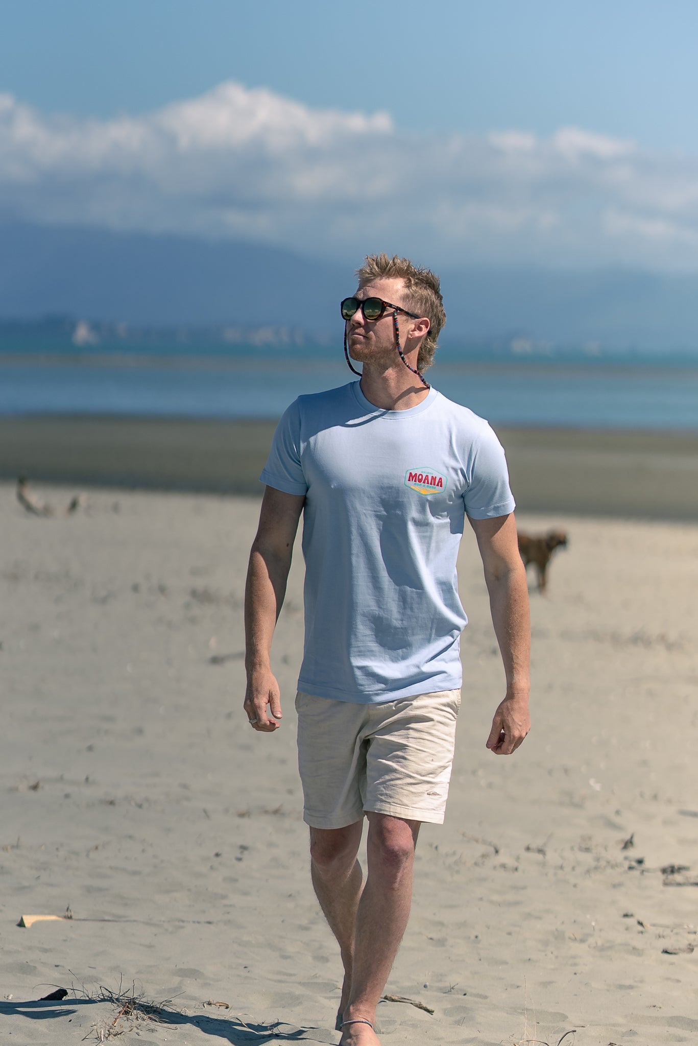 MOANA MENS BADGE TEE