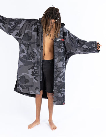 UNISEX BLACK CAMO/BLACK LONG SLEEVE DRYROBE