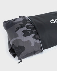 Dryrobe® CUSHION COVER - BLACK/RED