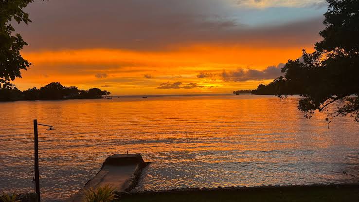SWIM VANUATU WEEK 2 9TH - 15TH AUGUST 2027 - 2 SWIMMERS DEPOSITS